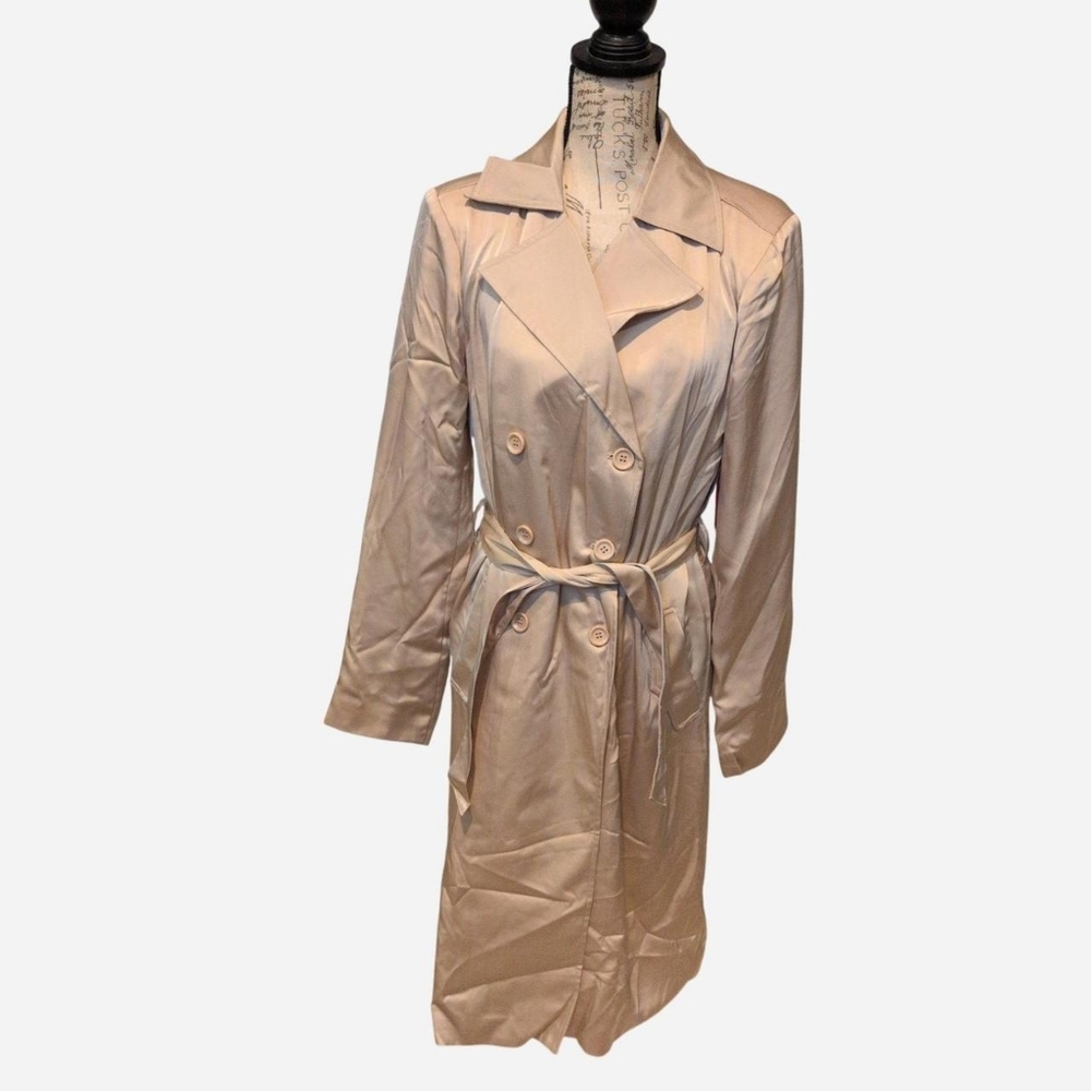Shoe Dazzle Lightweight Tan Silky Trenchcoat NWT